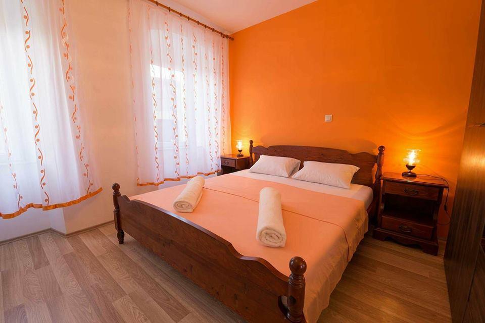 Apartmani Pod Nehajem Сень Екстер'єр фото