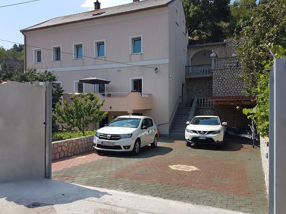 Apartmani Pod Nehajem Сень Екстер'єр фото